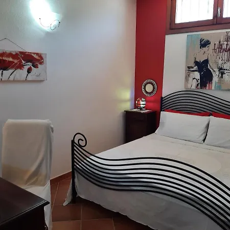Holiday home 4 Bedrooms House With Private Pool Terrace And Wifi At 6 Km Away From The