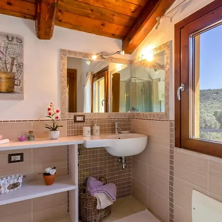 Holiday home 4 Bedrooms House With Private Pool Terrace And Wifi At 6 Km Away From The