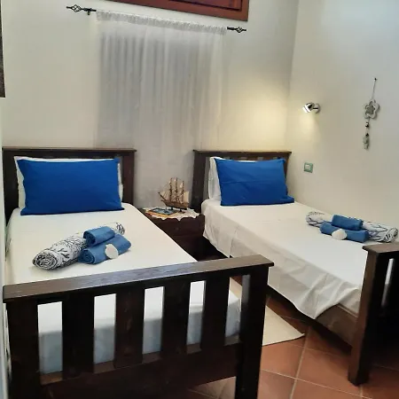 4 Bedrooms House With Private Pool Terrace And Wifi At 6 Km Away From The Holiday home *